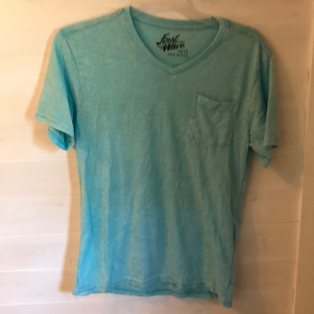 Vintage look pocket v neck T-shirt